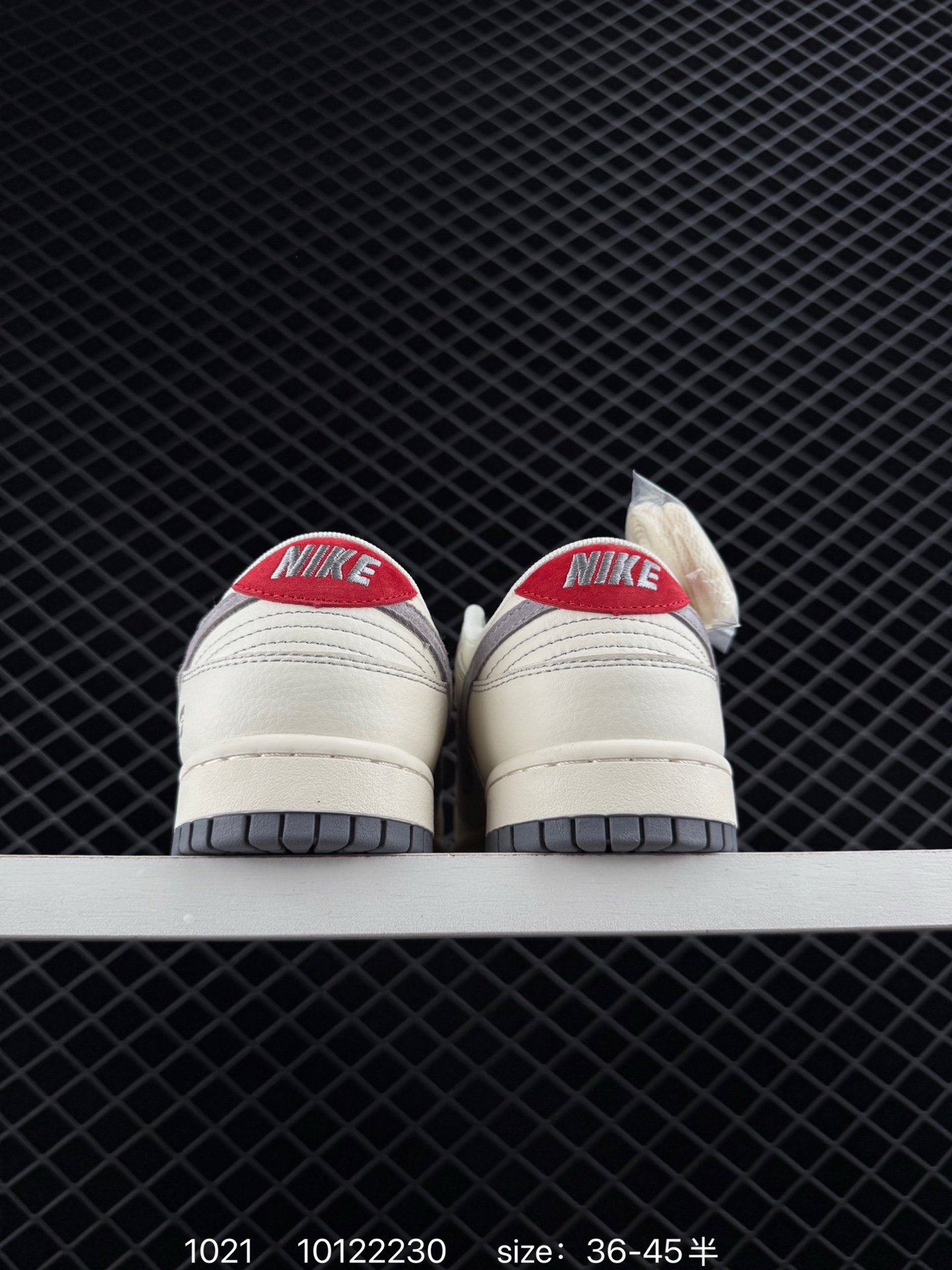 Travis Scott x Air Jordan 1 ” Reverse Mocha “